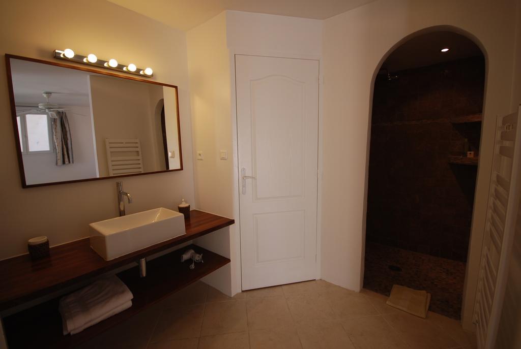 Aloasis Bed & Breakfast Grimaud Bilik gambar