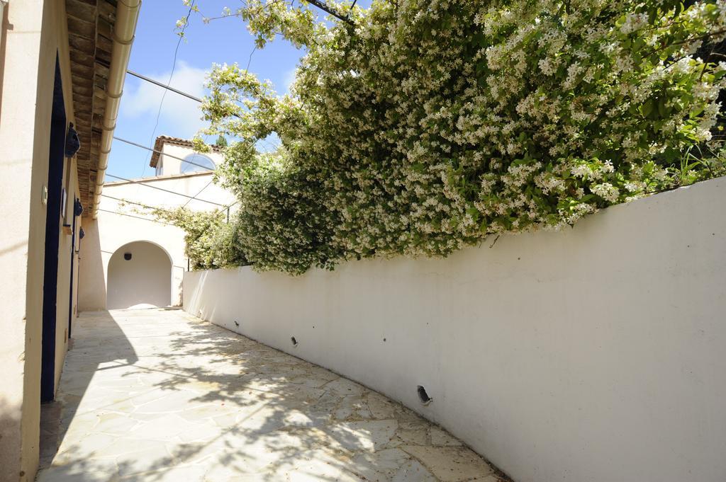 Aloasis Bed & Breakfast Grimaud Luaran gambar